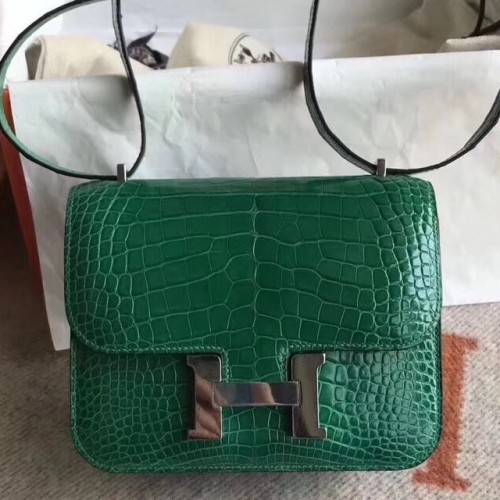 HERMES Paris Constance bag in fir green estuary crocodi…