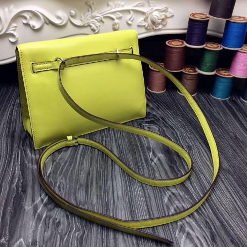 Kelly danse leather handbag Hermès Yellow in Leather - 36641211