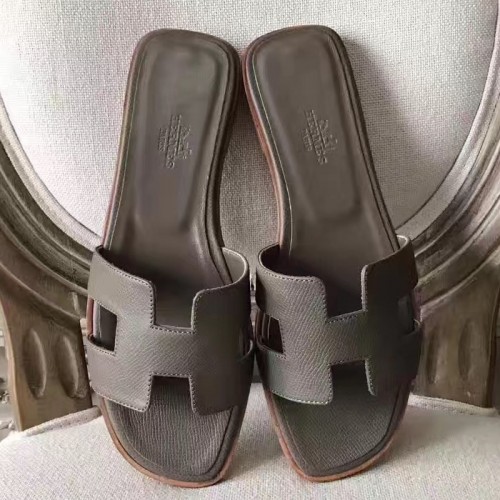 Hermes classic Oran sandals in epsom etoupe