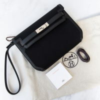 Hermes Kelly Depeches 25 Pouch in Noir 