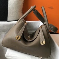 Hermes Taupe Grey Clemence Lindy 30cm Bag with GHW Hermes Taupe Grey Clemence Lindy 30cm Bag with GHW