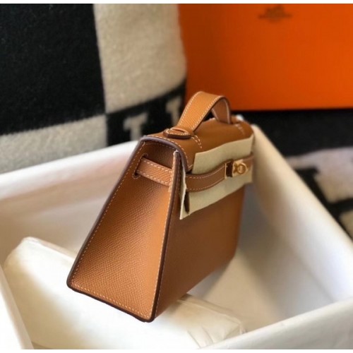 Privé Porter on Instagram: ✨ Hermès 25cm Kelly Sellier Gold Epsom Leather  Gold Hardware 2023 #priveporter #hermes #kelly25 #kellysellier #hermesgold