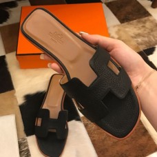 Hermes Oran Slide Sandals In Black Clemence Leather Hermes Oran Slide Sandals In Black Clemence Leather