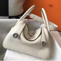 Hermes Lindy 26cm Bag In White Clemence With PHW Hermes Lindy 26cm Bag In White Clemence With PHW